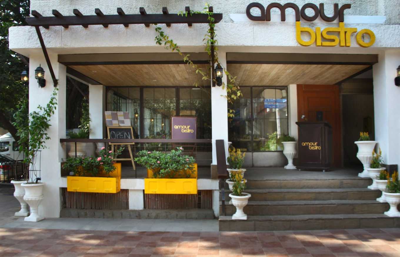 Amour Bistro